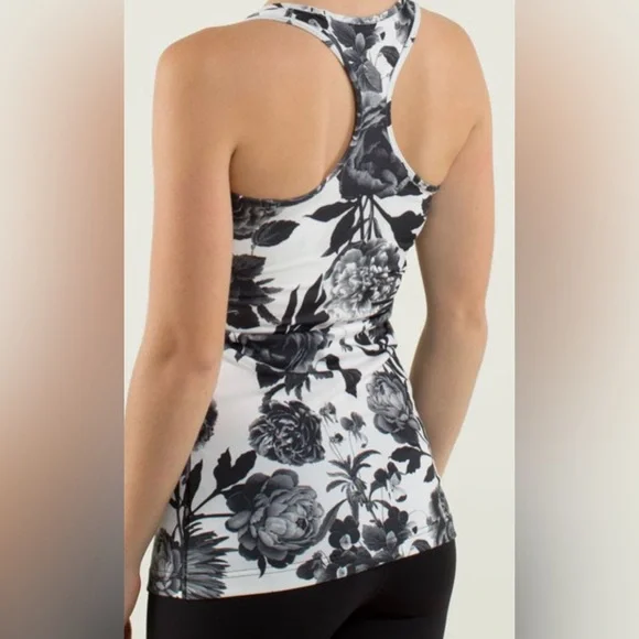 Floral Print Women's Tank Top - Picture 4 of 9